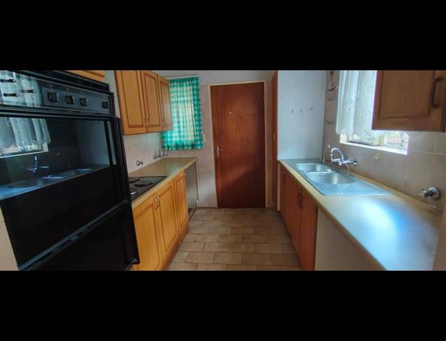 3 BEDROOM TOWNHOUSE FOR SALE IN CLARINA